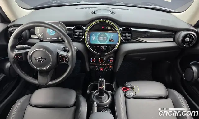 Mini Cooper 2023 1.5 автомат (гидро), миниатюра 9