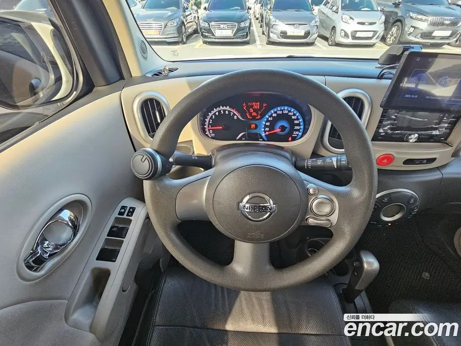 Nissan Cube 2013 1.8 автомат (гидро), фото 13 Nissan Cube 2013 1.8 автомат (гидро), фото 13