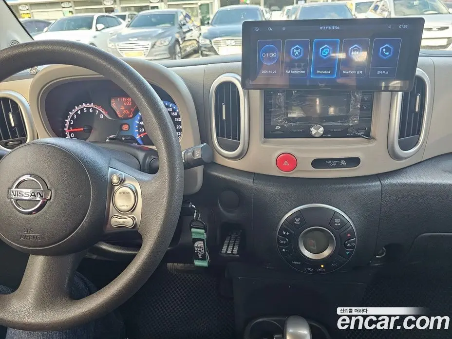 Nissan Cube 2013 1.8 автомат (гидро), фото 7 Nissan Cube 2013 1.8 автомат (гидро), фото 7