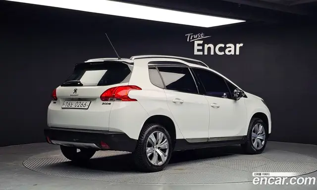 Peugeot 2008 2016 1.6 автомат (гидро), миниатюра 2
