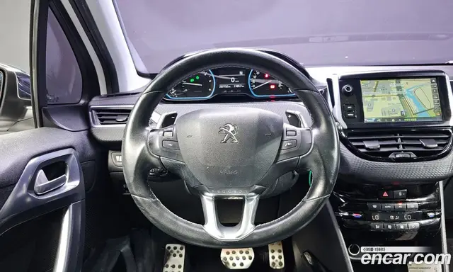 Peugeot 2008 2016 1.6 автомат (гидро), миниатюра 12
