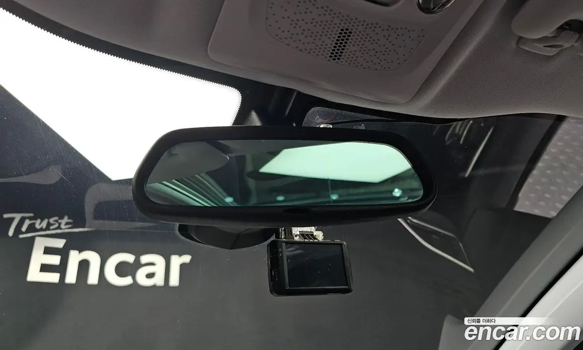 Peugeot 2008 2017 1.6 автомат (гидро), фото 17