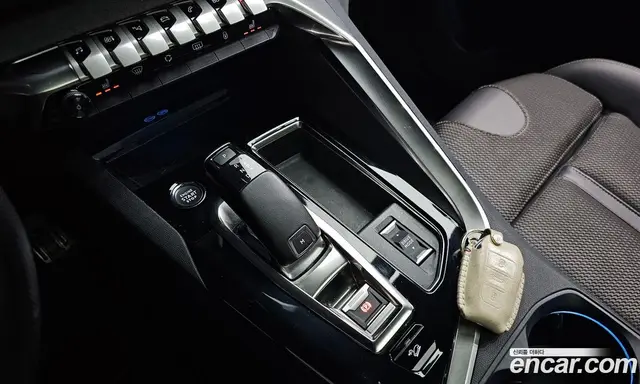 Peugeot 3008 2022 1.2 автомат (гидро), миниатюра 11