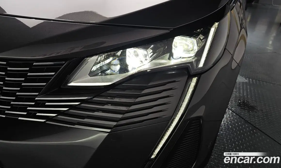 Peugeot 3008 2022 1.2 автомат (гидро), фото 7