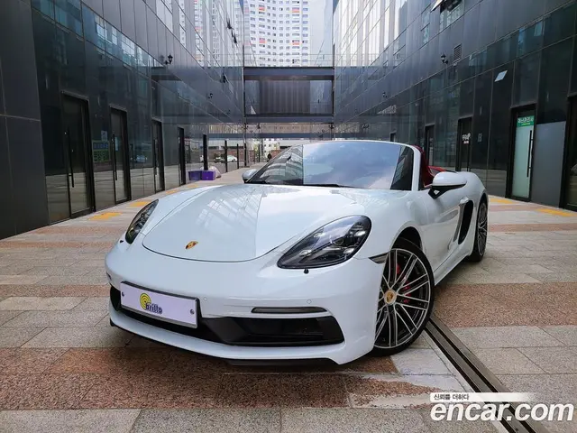 Porsche 718, 2018, 61 431 км