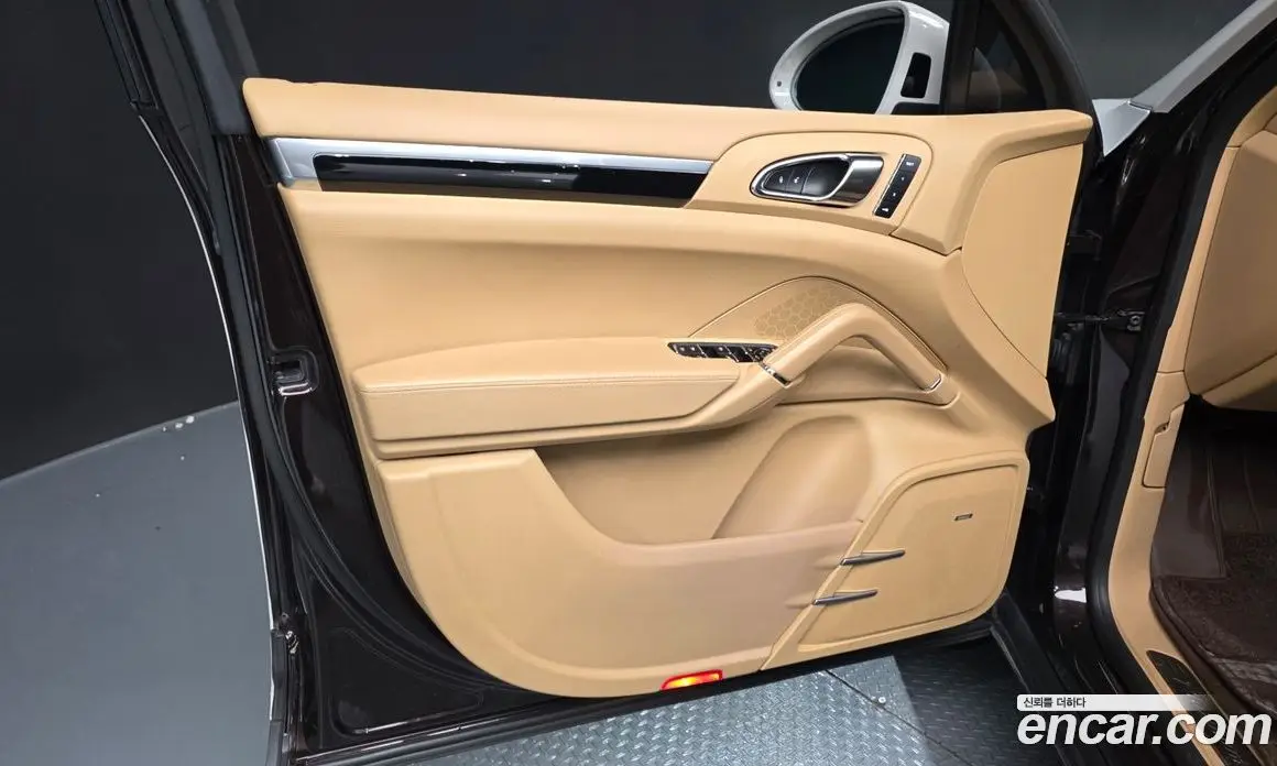 Porsche Cayenne 2017 3.0 автомат (гидро), фото 14