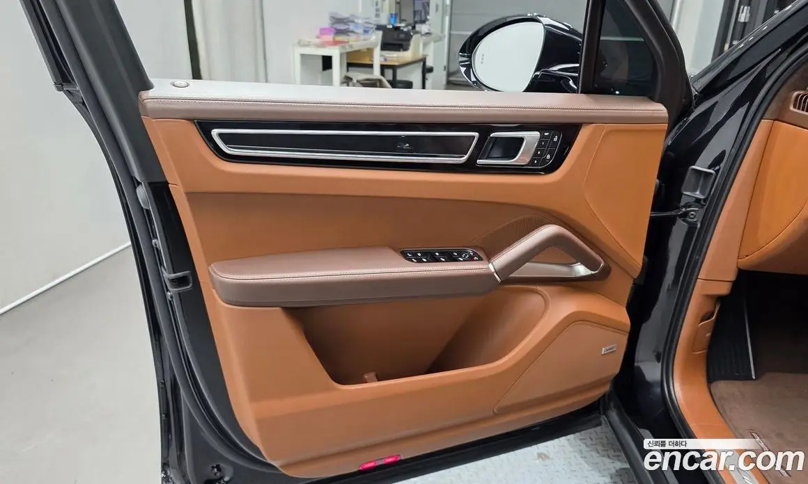 Porsche Cayenne 2022 4.0 автомат (гидро), фото 14
