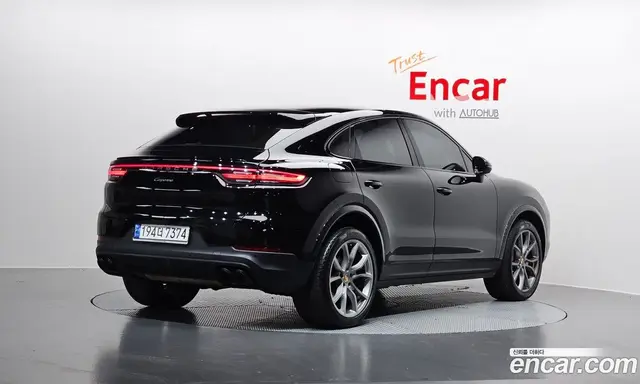 Porsche Cayenne 2023 3.0 автомат (гидро), миниатюра 2