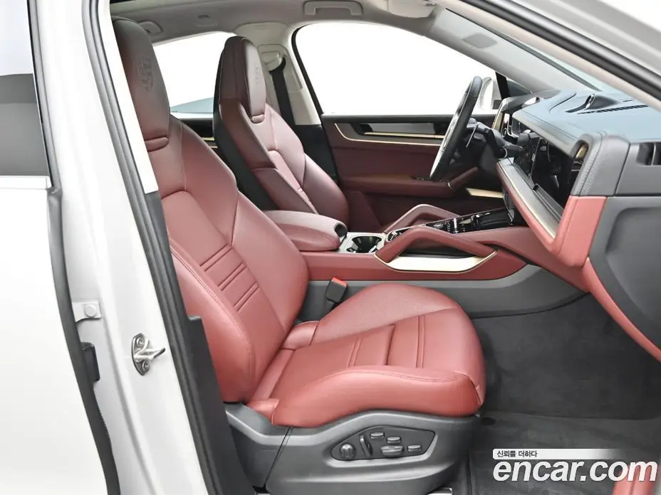 Porsche Cayenne 2025 3.0 автомат (гидро), фото 10