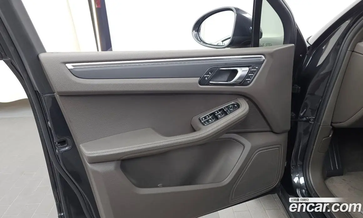 Porsche Macan 2018 2.0 автомат (гидро), фото 14