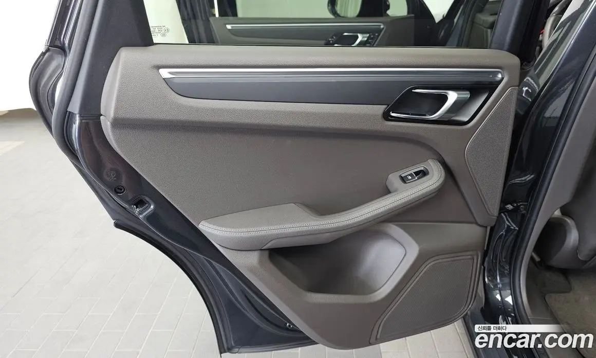 Porsche Macan 2018 2.0 автомат (гидро), фото 15