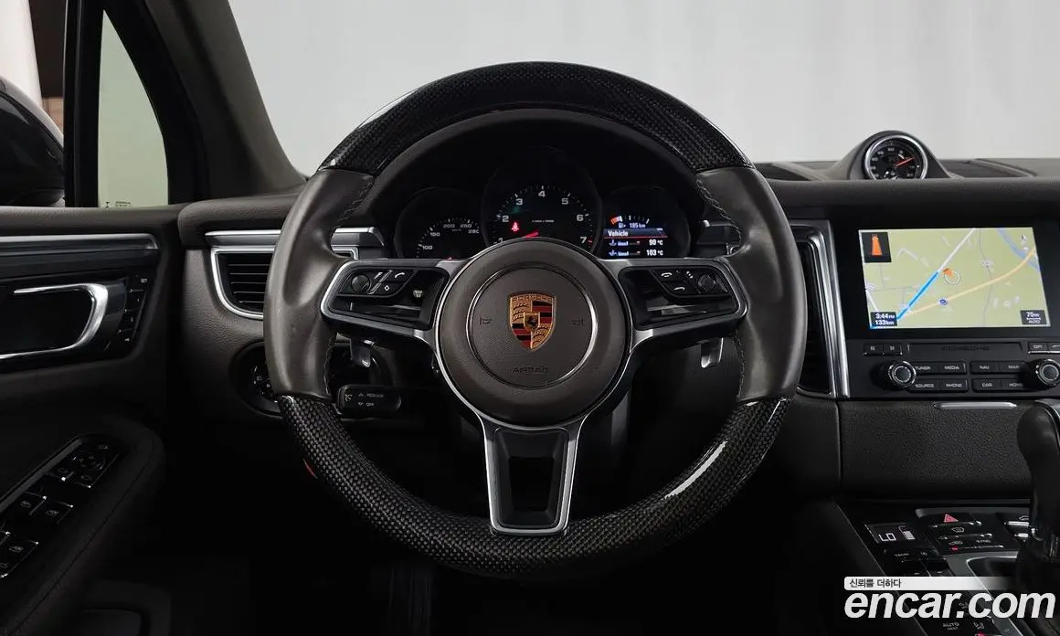 Porsche Macan 2018 2.0 автомат (гидро), фото 19