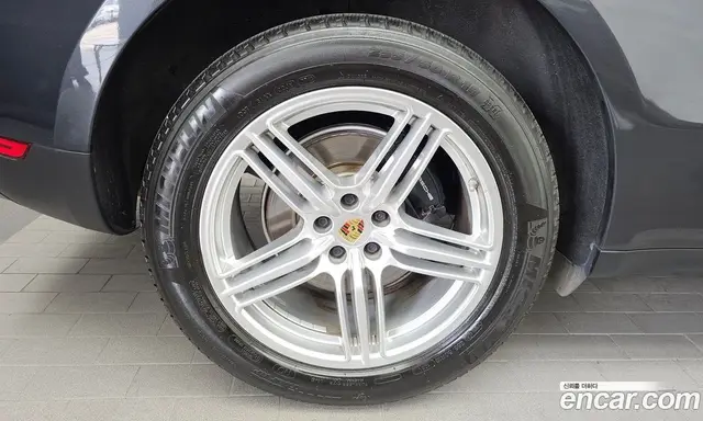 Porsche Macan 2018 2.0 автомат (гидро), миниатюра 5