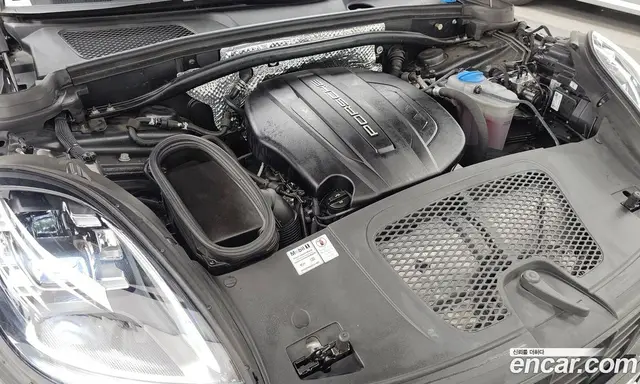 Porsche Macan 2018 2.0 автомат (гидро), миниатюра 6