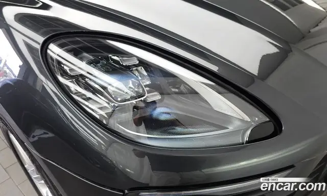 Porsche Macan 2018 2.0 автомат (гидро), миниатюра 8