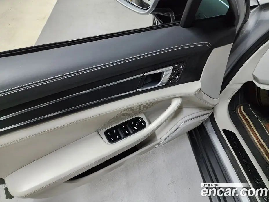 Porsche Panamera 2021 4.0 автомат (гидро), фото 15