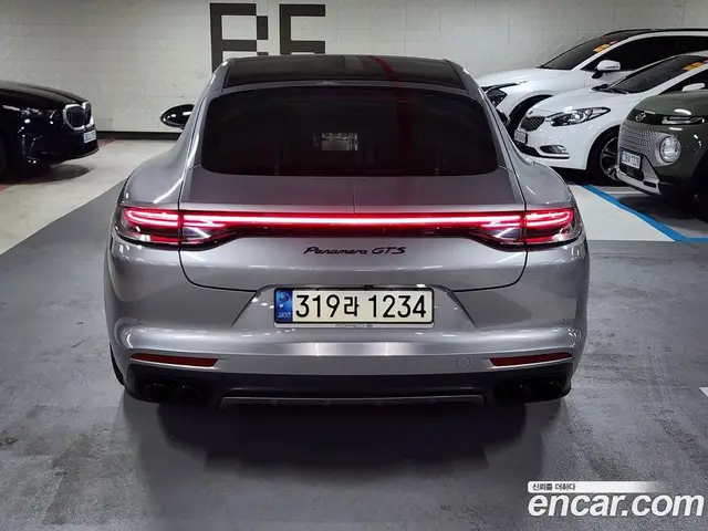 Porsche Panamera 2021 4.0 автомат (гидро), миниатюра 4