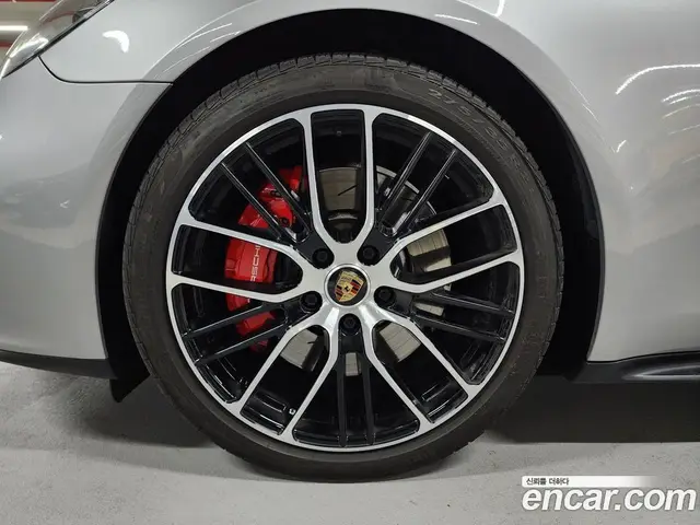 Porsche Panamera 2021 4.0 автомат (гидро), миниатюра 5