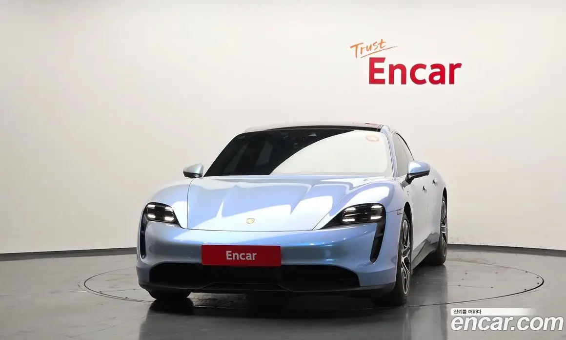 Porsche Taycan 2021 0.1 автомат (гидро), фото 3