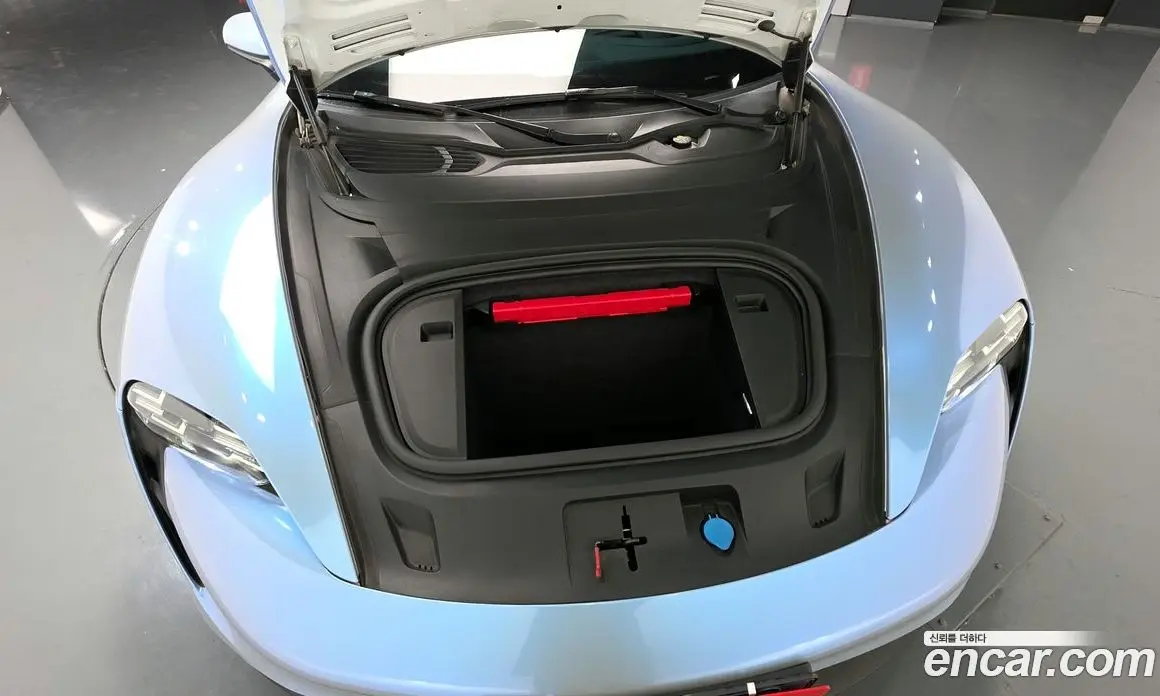 Porsche Taycan 2021 0.1 автомат (гидро), фото 6