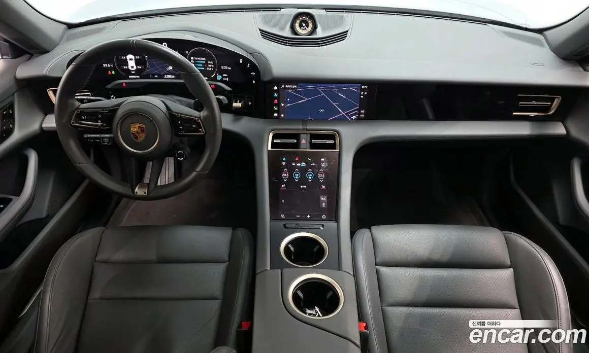Porsche Taycan 2021 0.1 автомат (гидро), фото 7