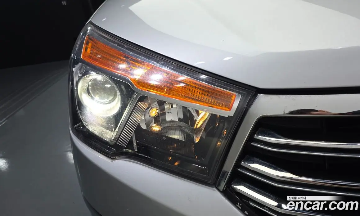 SsangYong Korando 2015 2.0 автомат (гидро), фото 8