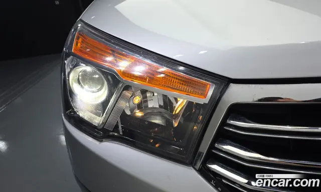 SsangYong Korando 2015 2.0 автомат (гидро), миниатюра 8
