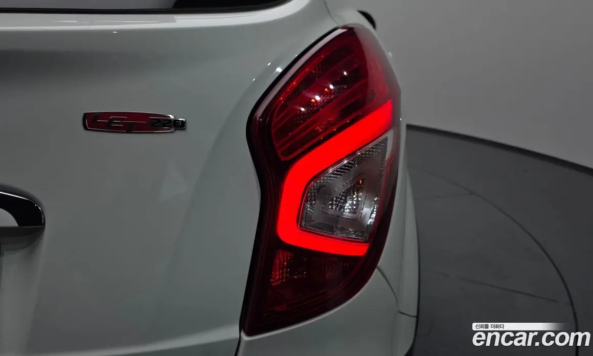 SsangYong Korando 2018 2.2 автомат (гидро), фото 9