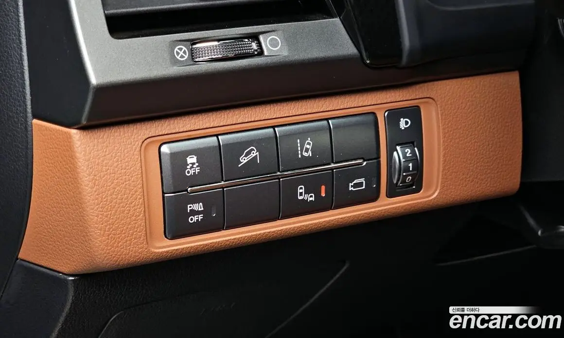 SsangYong Rexton 2019 2.2 автомат (гидро), фото 16