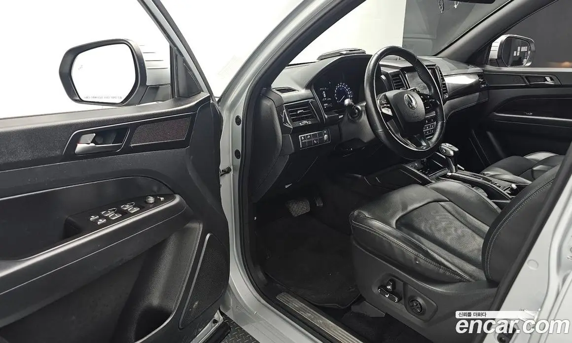 SsangYong Rexton 2020 2.2 автомат (гидро), фото 17