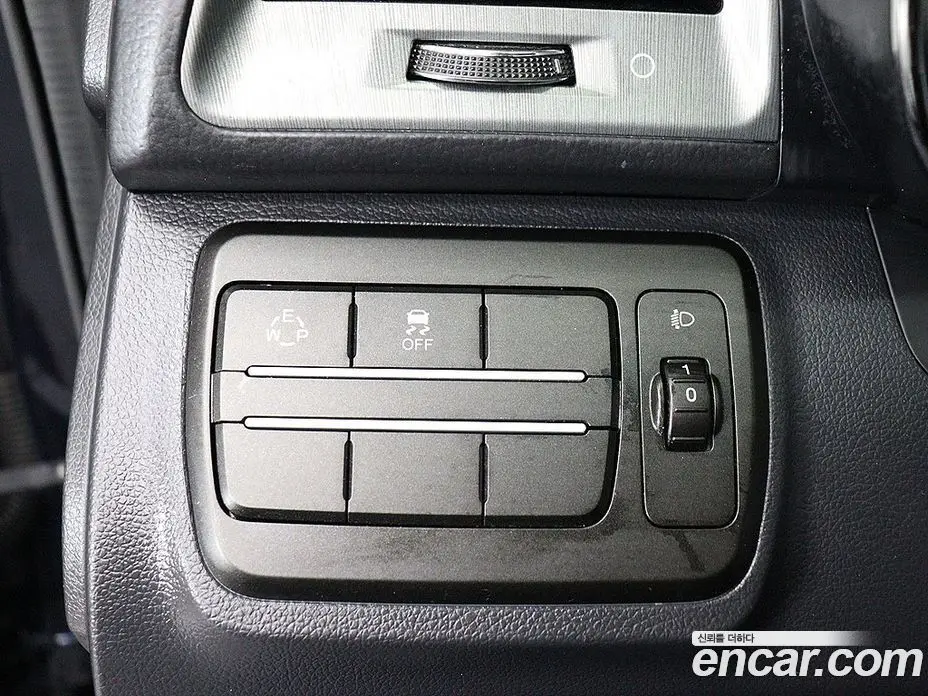 SsangYong TIBOLI 2017 1.6 автомат (гидро), фото 12