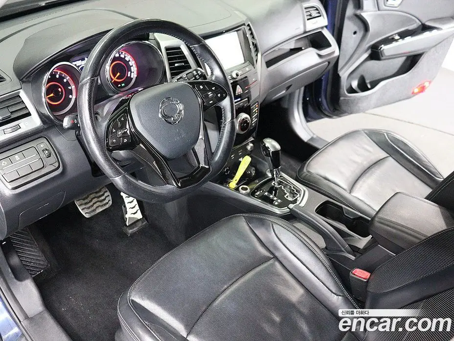 SsangYong TIBOLI 2017 1.6 автомат (гидро), фото 17
