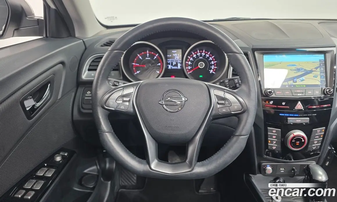 SsangYong TIBOLI 2018 1.6 автомат (гидро), фото 14