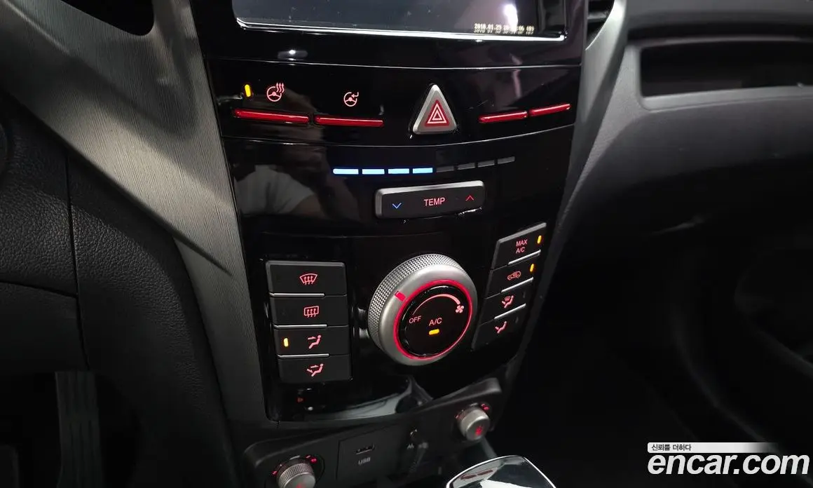 SsangYong TIBOLI 2018 1.6 автомат (гидро), фото 27