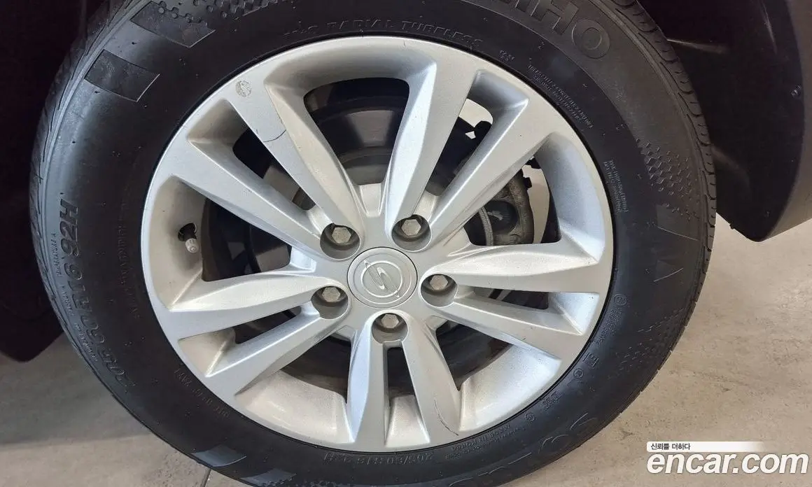 SsangYong TIBOLI 2018 1.6 автомат (гидро), фото 4