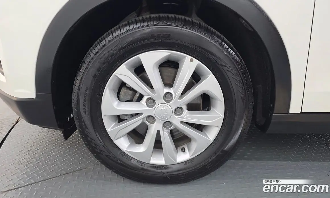 SsangYong TIBOLI 2019 1.5 автомат (гидро), фото 5
