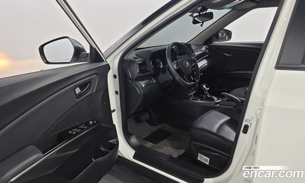 SsangYong TIBOLI 2019 1.5 автомат (гидро), фото 10