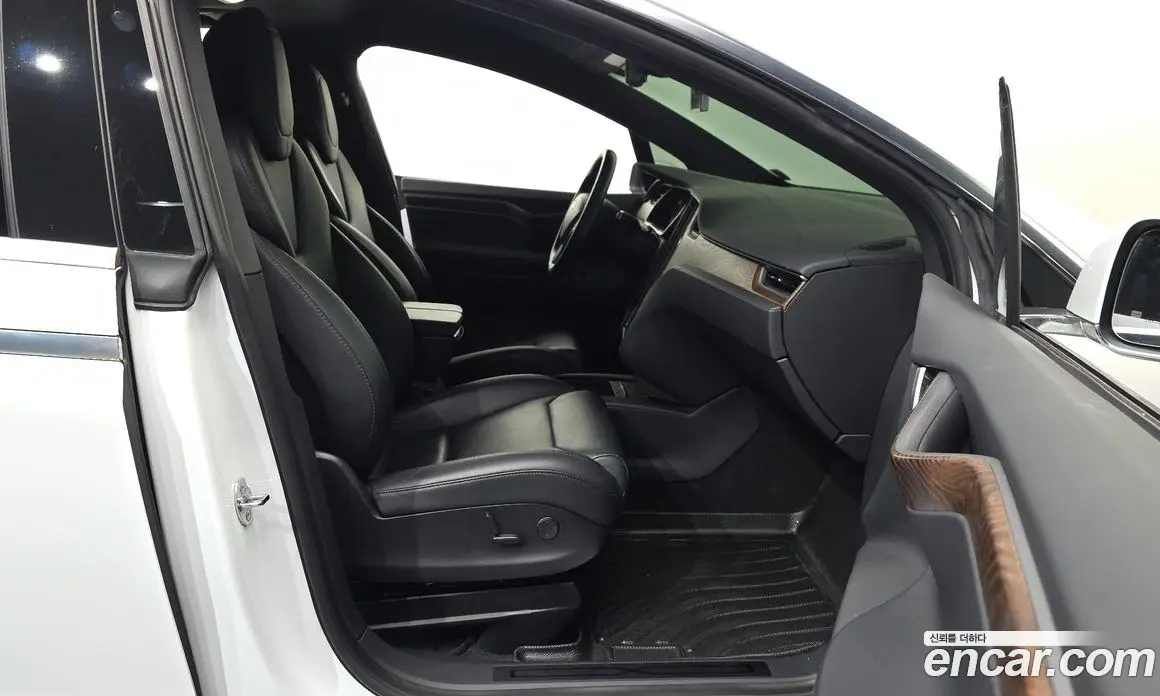 Tesla Model X 2018 0.3 автомат (гидро), фото 11 Tesla Model X 2018 0.3 автомат (гидро), фото 11