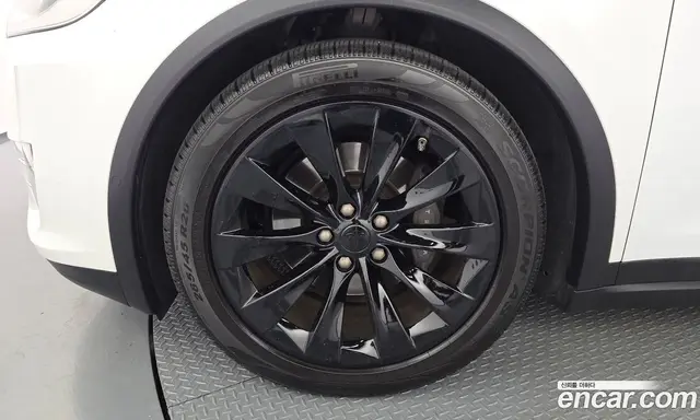 Tesla Model X 2018 0.3 автомат (гидро), миниатюра 5 Tesla Model X 2018 0.3 автомат (гидро), миниатюра 5