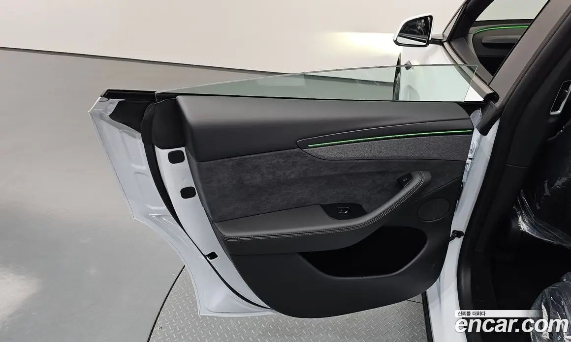Tesla Model Y 2026 0.2 автомат (гидро), фото 15 Tesla Model Y 2026 0.2 автомат (гидро), фото 15