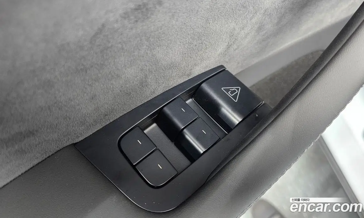 Tesla Model Y 2026 0.2 автомат (гидро), фото 28 Tesla Model Y 2026 0.2 автомат (гидро), фото 28