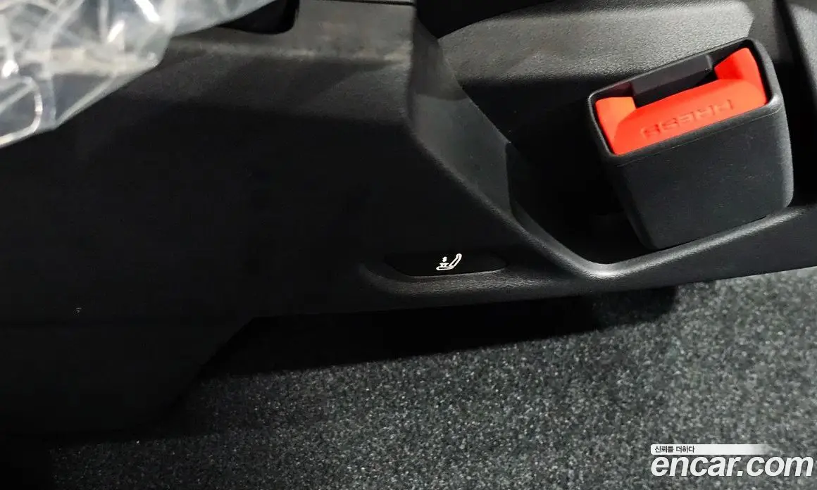 Tesla Model Y 2026 0.2 автомат (гидро), фото 30 Tesla Model Y 2026 0.2 автомат (гидро), фото 30