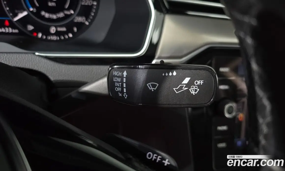 Volkswagen Arteon 2019 2.0 автомат (гидро), фото 30