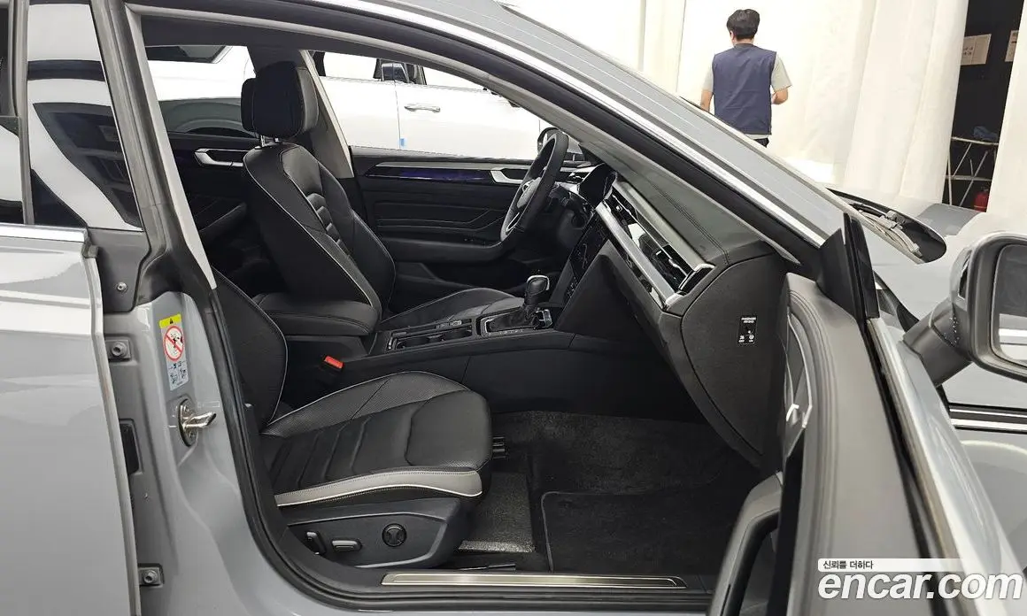 Volkswagen Arteon 2022 2.0 автомат (гидро), фото 17