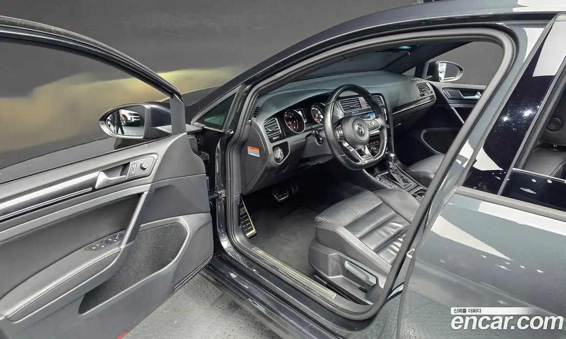 Volkswagen Golf 2014 2.0 автомат (гидро), фото 17