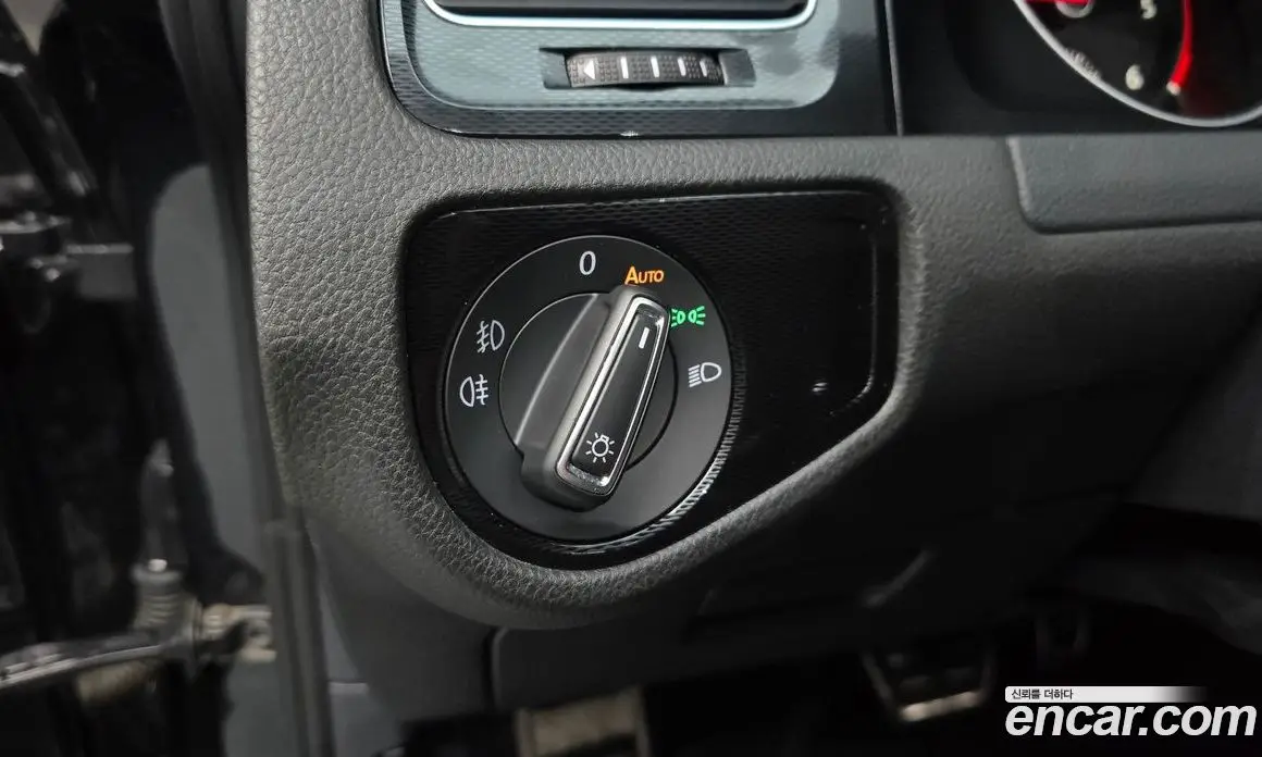 Volkswagen Golf 2014 2.0 автомат (гидро), фото 20