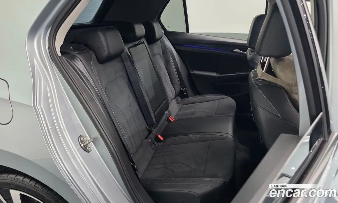 Volkswagen Golf 2026 2.0 автомат (гидро), фото 16