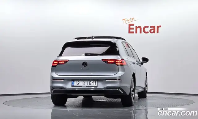 Volkswagen Golf 2026 2.0 автомат (гидро), миниатюра 3