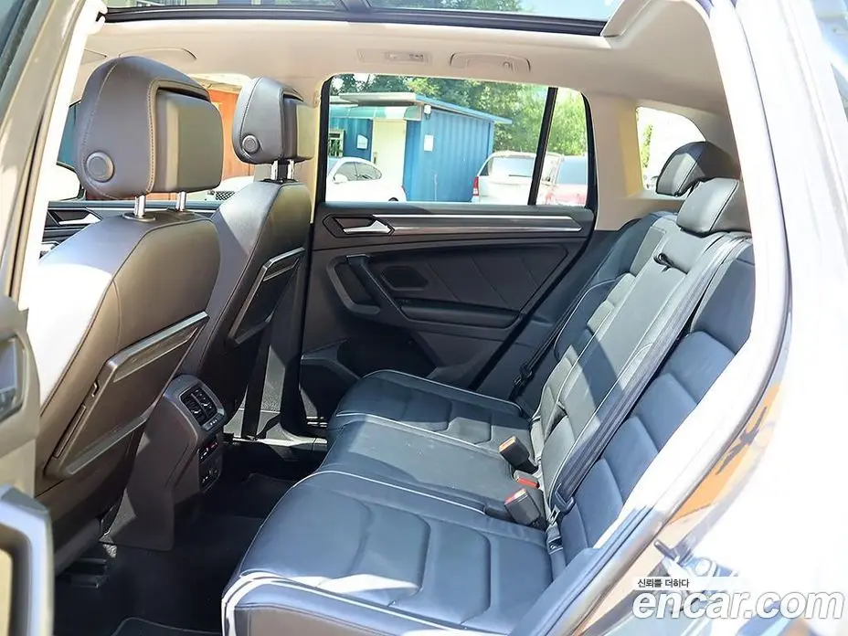 Volkswagen Tiguan 2019 2.0 автомат (гидро), фото 10