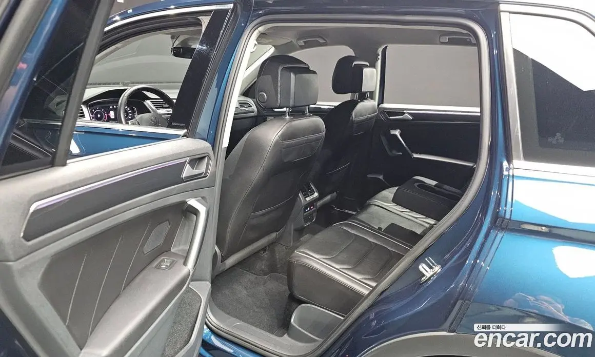 Volkswagen Tiguan 2021 2.0 автомат (гидро), фото 12